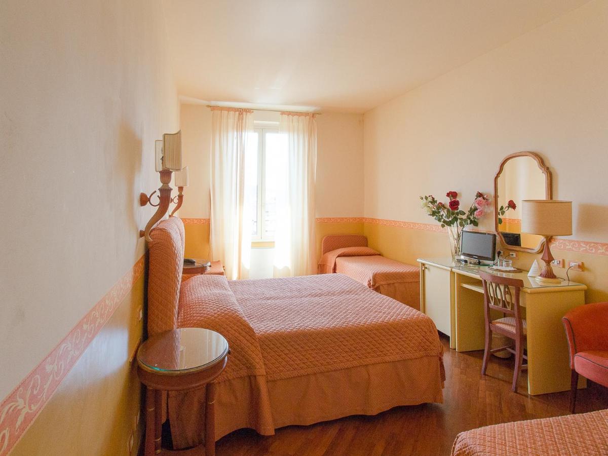 Hotel Aurora Florence Luaran gambar
